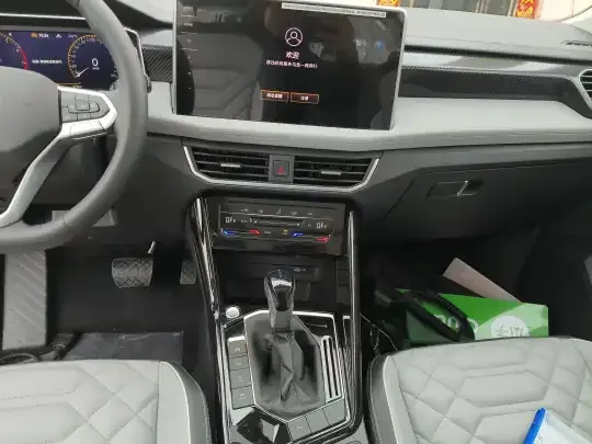 Volkswagen Tayron 2026 (300 км)