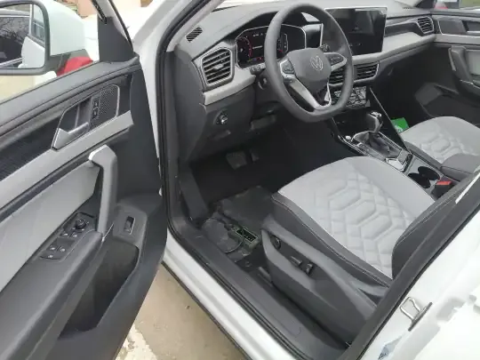 Volkswagen Tayron 2026 (300 км)