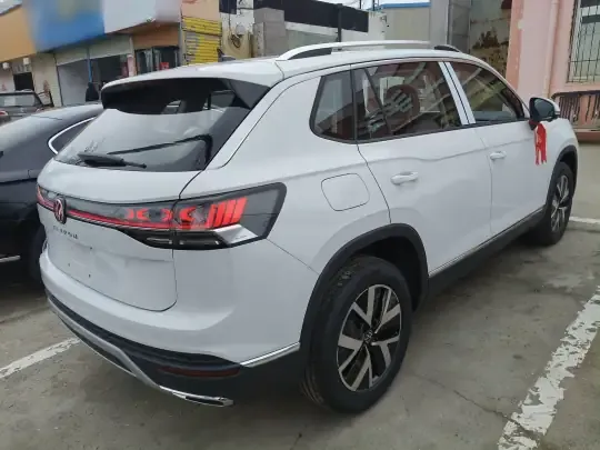 Volkswagen Tayron 2026 (300 км)
