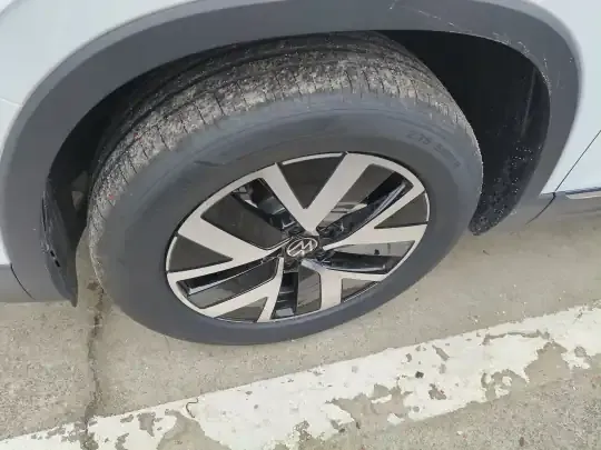 Volkswagen Tayron 2026 (300 км)