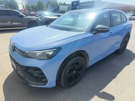 Volkswagen Tiguan L 2026 (3000 км)