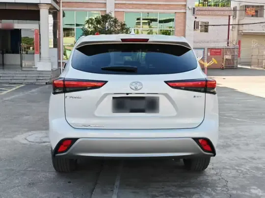 Toyota Highlander 2026 (8500 км)