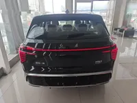 Hongqi HS3 PHEV 2025 (8300 км)