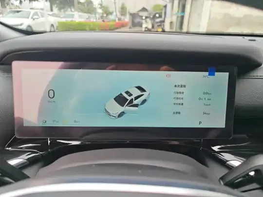 Geely Galaxy Stellar 6 2026 (100 км)