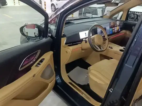 VOYAH Dream 2026 (8400 км)