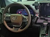 Toyota Granvia 2026 (6200 км)