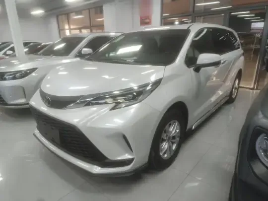 Toyota Granvia 2026 (100 км)