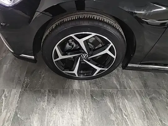 Volkswagen Magotan 2026 (6200 км)