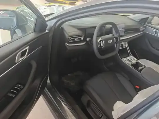 Geely Galaxy Stellar 6 2026 (100 км)