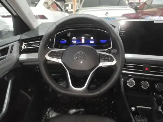 Volkswagen Sagitar 2026 (100 км)