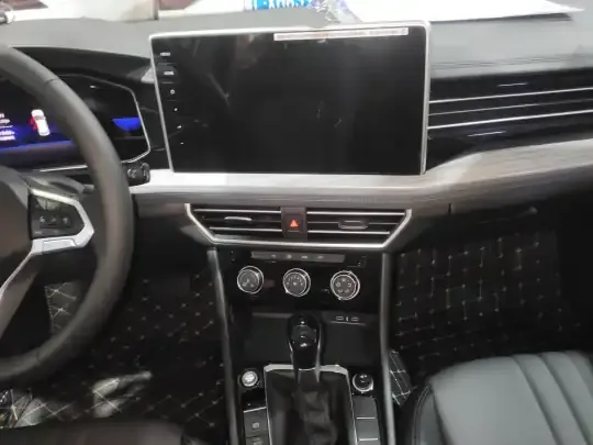 Volkswagen Sagitar 2026 (100 км)
