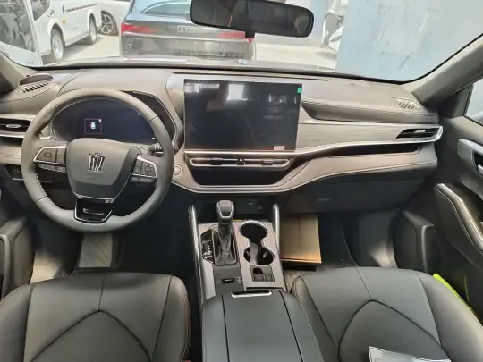 Toyota Crown Kluger 2026 (300 км)