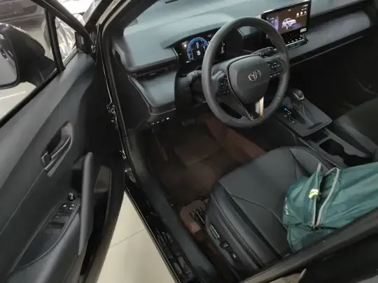 Toyota Corolla Cross 2026 (2500 км)