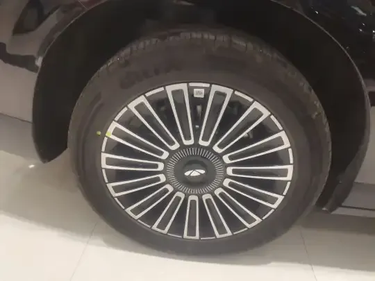 Chery T11 2026 (2500 км)