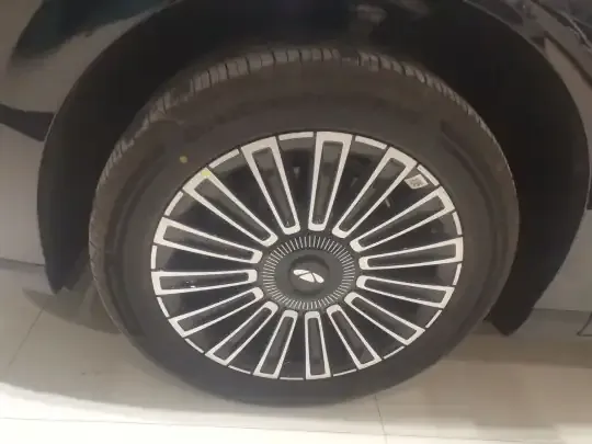 Chery T11 2026 (2500 км)