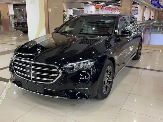 Mercedes-Benz E-Class 2026 (100 км)