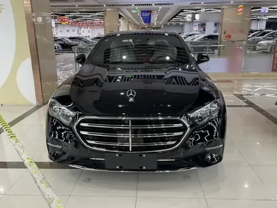 Mercedes-Benz E-Class 2026 (100 км)