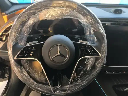 Mercedes-Benz E-Class 2026 (100 км)