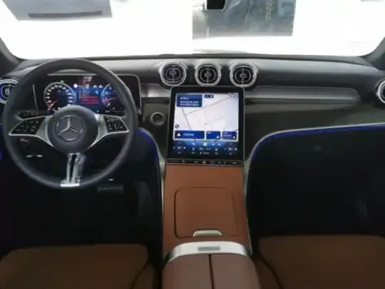 Mercedes-Benz GLC 2026 (2400 км)