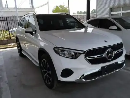 Mercedes-Benz GLC 2026 (2400 км)