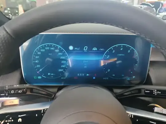 Mercedes-Benz GLC 2026 (100 км)