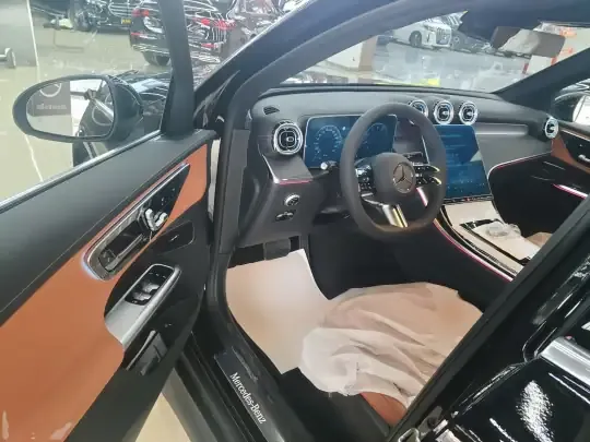 Mercedes-Benz GLC 2026 (100 км)