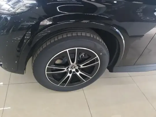 Mercedes-Benz GLC 2026 (100 км)