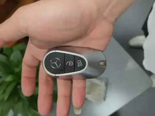 Mercedes-Benz GLC 2026 (1400 км)