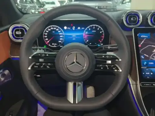 Mercedes-Benz GLC 2026 (1400 км)