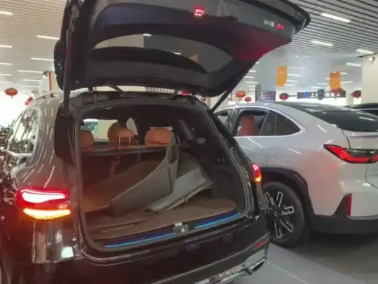 Mercedes-Benz GLC 2026 (1400 км)