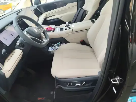 BYD Xia 2026 (2300 км)