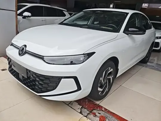 Volkswagen Lavida 2026 (300 км)
