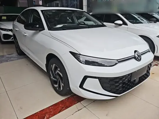 Volkswagen Lavida 2026 (300 км)