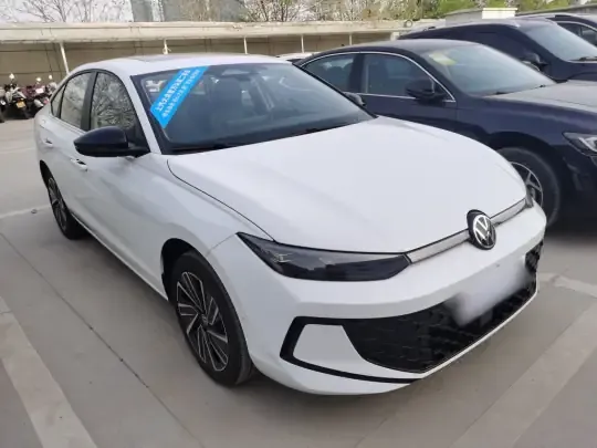 Volkswagen Lavida 2026 (700 км)