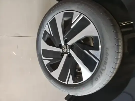 Volkswagen Magotan 2026 (600 км)