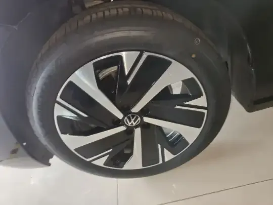 Volkswagen Magotan 2026 (600 км)