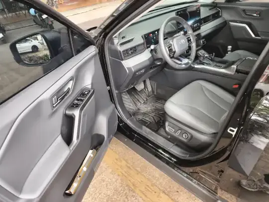 Toyota RAV4 2026 (3500 км)