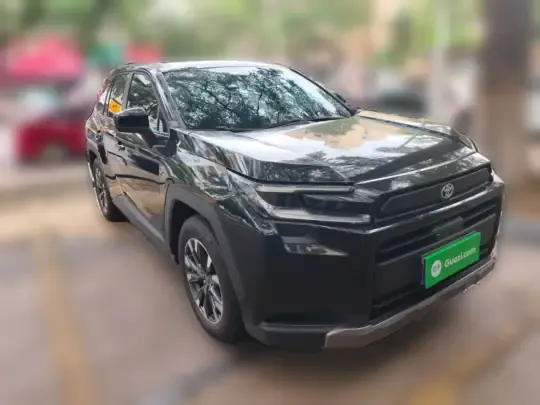 Toyota RAV4 2026 (3500 км)