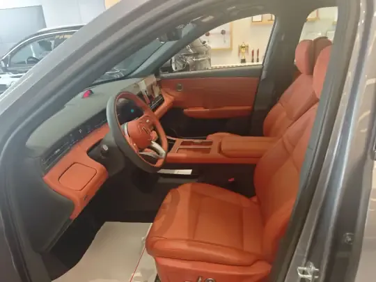Hongqi HS6 PHEV 2026 (400 км)