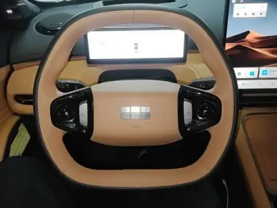 Geely Galaxy Xingjian 7 EM-i 2026 (6200 км)