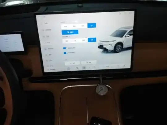 Geely Galaxy Xingjian 7 EM-i 2026 (6200 км)
