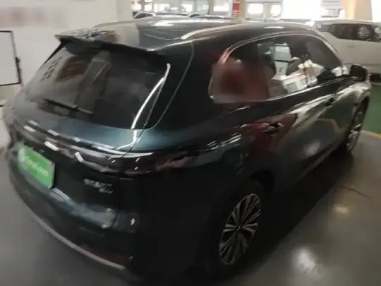 Geely Galaxy Xingjian 7 EM-i 2026 (6200 км)