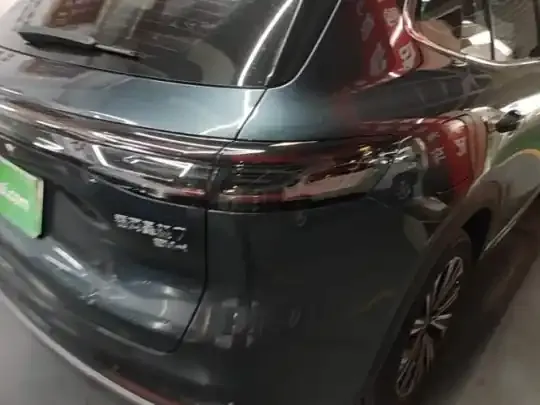 Geely Galaxy Xingjian 7 EM-i 2026 (6200 км)