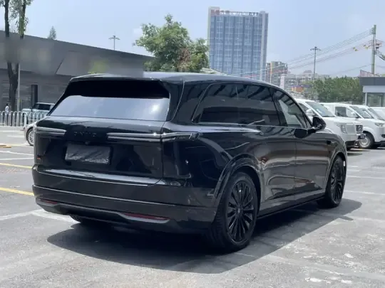 ONVO Luxeed L90 2025 (1700 км)