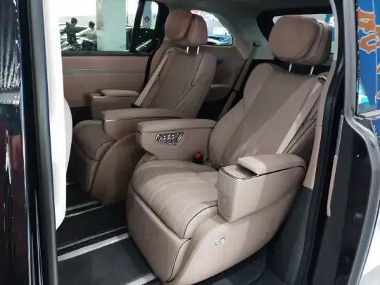 XPeng X9 2026 (100 км)