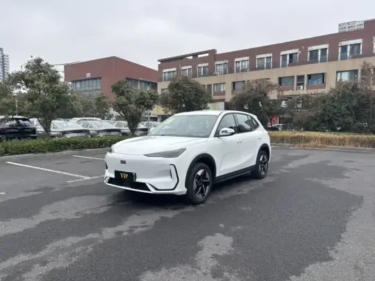 Geely Galaxy E5 2024 (1400 км)
