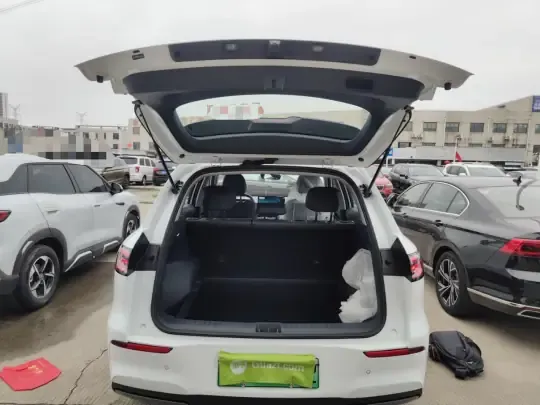 Geely Galaxy E5 2024 (1400 км)
