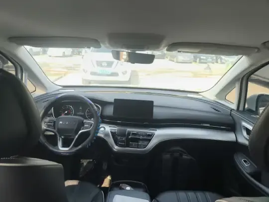 Roewe iMAX8 2021 (18900 км)