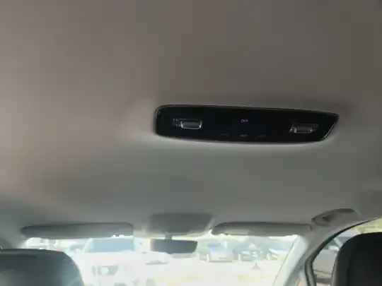 Roewe iMAX8 2021 (18900 км)