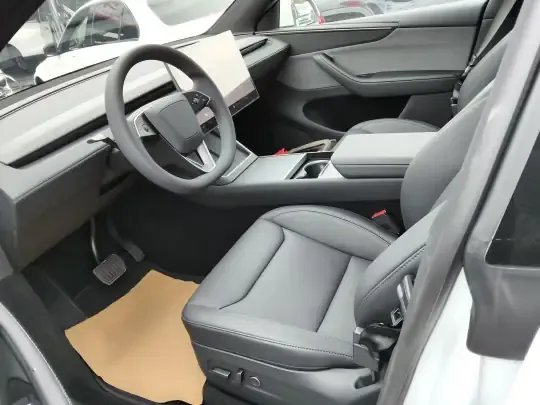 Tesla Model Y 2026 (100 км)